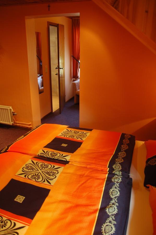 Hotel Rittersprung Урен Экстерьер фото