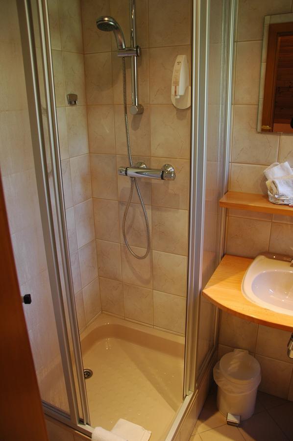 Hotel Rittersprung Урен Экстерьер фото