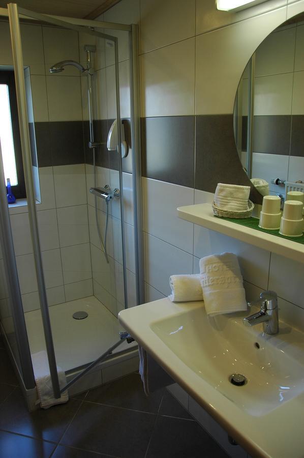 Hotel Rittersprung Урен Экстерьер фото